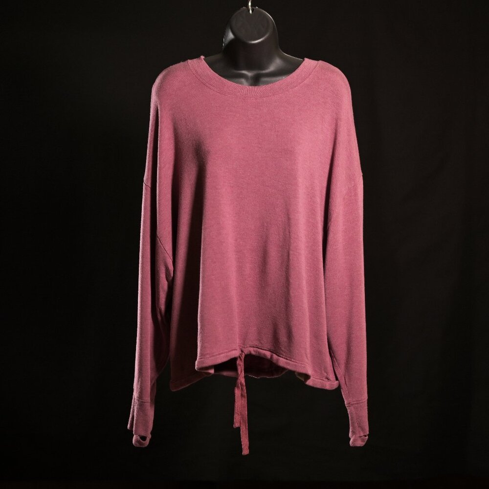 LIMITED TIME MARKDOWN Athleta Women’s Long Sleeved Sweatshirt size 1X